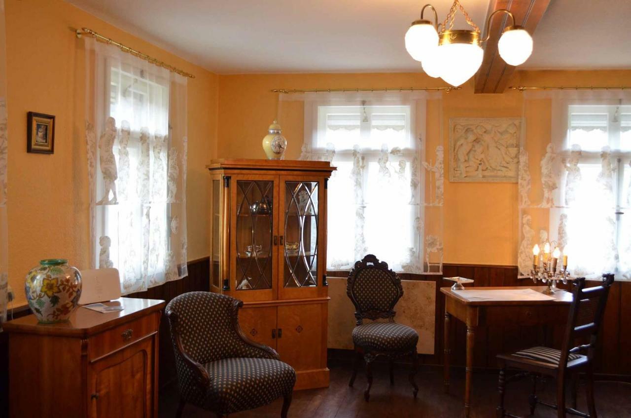 Villa Merzbach - Wohnen Wie Im Museum Mit Komfort Untermerzbach Extérieur photo